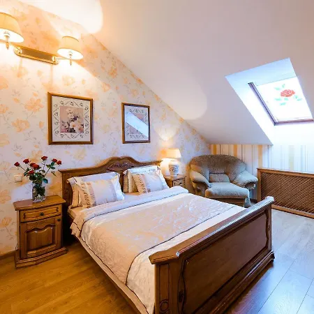 Aparthotel Khreschatyk *